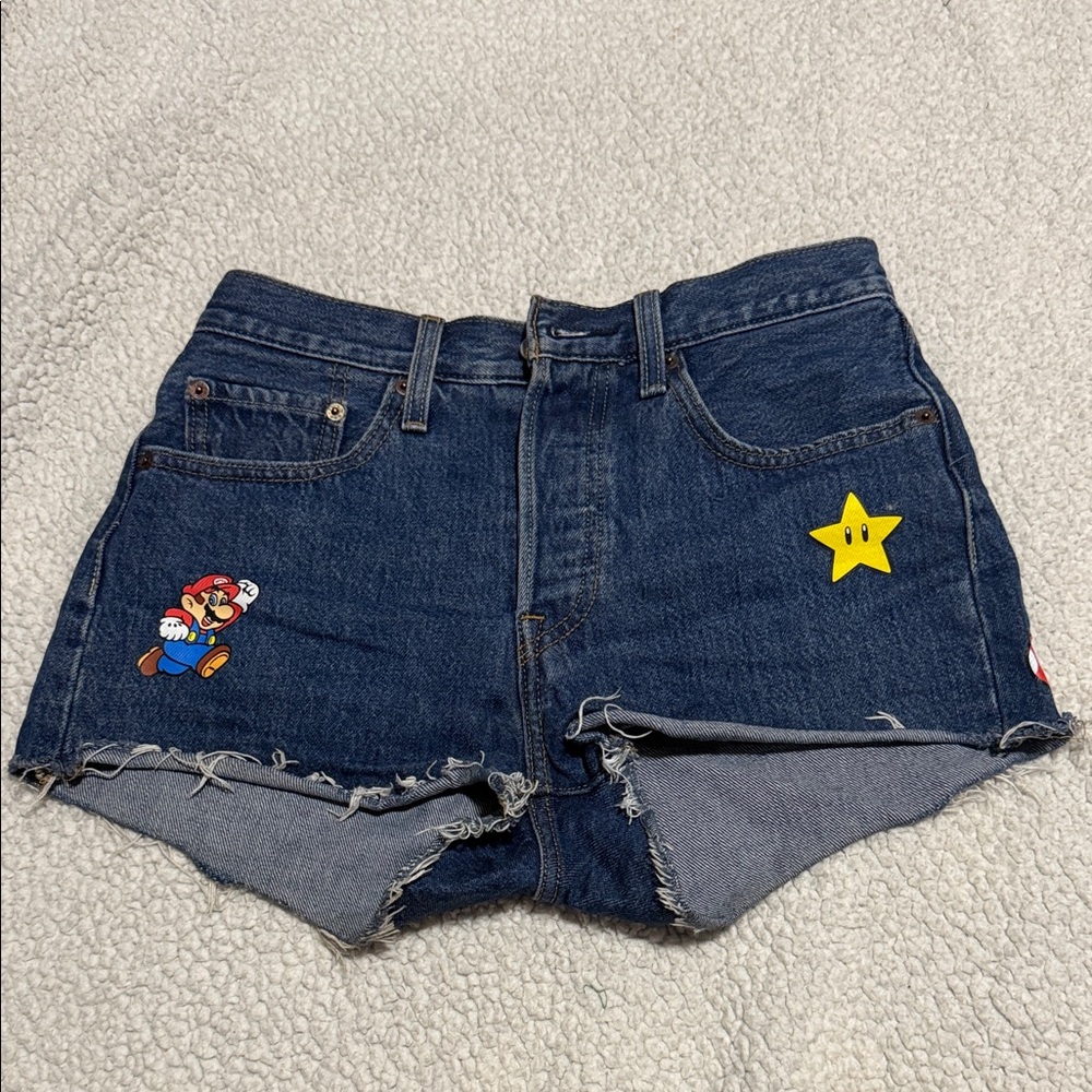 Womens Levi’s Mario Shorts